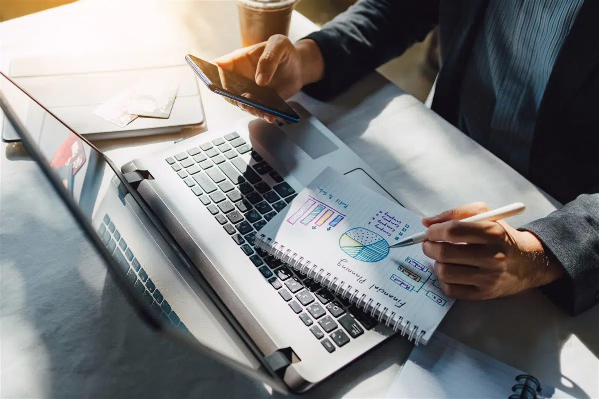 logiciel IA d'analyse de big data