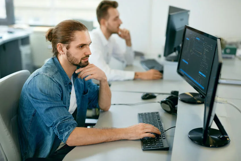 Changer de prestataire informatique : comment réussir la transition sans interrompre votre activité ?
